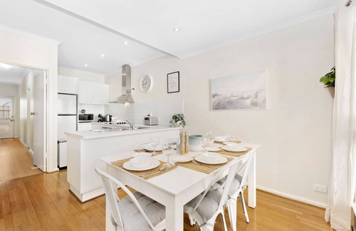 West Beach Apartment | Seascape on Seaview - 1 Bedroom