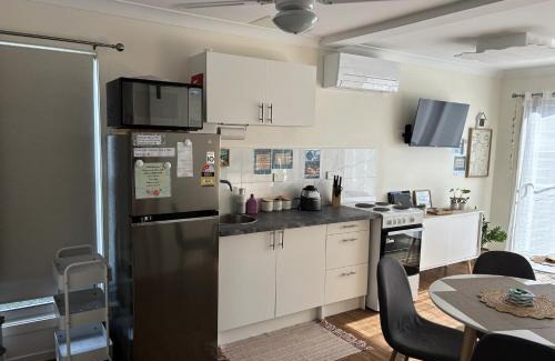 Agnes Water Apartment | Seascape Retreat - Time to Slow Down - Suits Couples or Family with Kids with 2 sleeping spaces