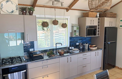Porangahau Cottage | SEASCAPE - The Perfect Hideawayn* A Rural Escape with Ocean Views *