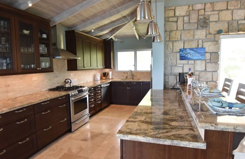 Willikies Villa | 'Seascapes' Villa 200º On Ocean View , Steps from the Long Bay Beach