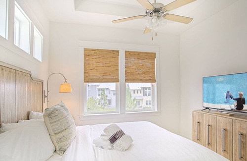 Santa Rosa Beach House | SeaSet Skies - Prominence, 30A, Heated Community Pool, Fitness!
