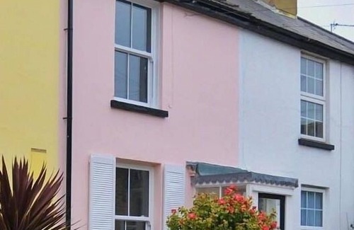 Deal Cottage | Seashell Cottage - 50 meters from the beach