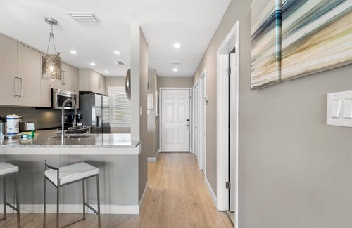 Sunnyside House | "Seashell Sanctuary 47" Sleeps 6-Ocean Views