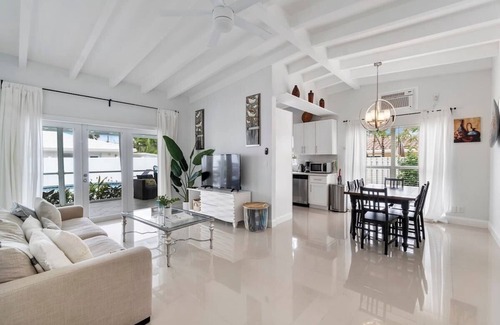 Dolphin Isles Apartment | Seashell~Walk To The Beach~Comfy Beds~Firepit~Pool