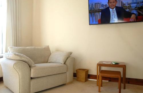 Gorleston-on-Sea House | Seashells Cottage