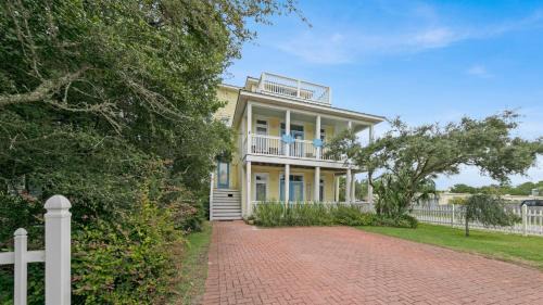 Village of Sugar Beach House | Seashine and Sunkises - Great pricing near Seaside