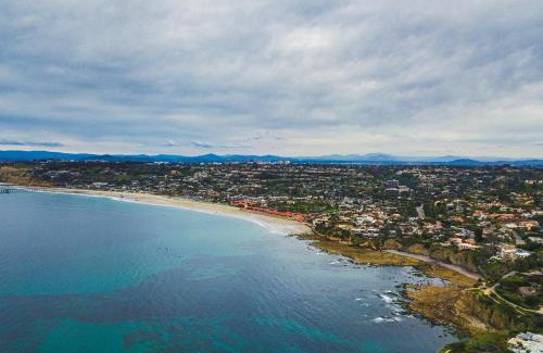 Village of La Jolla Apartment | Seashore V by AvantStay Sleek La Jolla Flat 5mins from the Beach