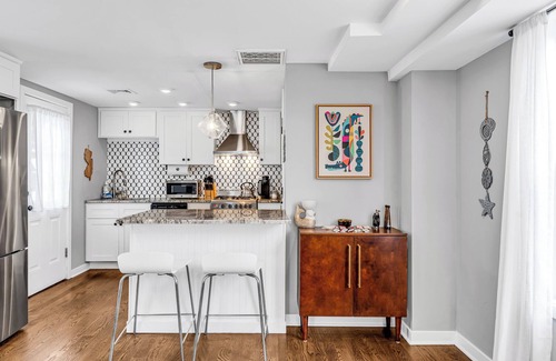 Ortley Beach House | Seaside 2BR & 1.5BA, Walk to Beach & Badges