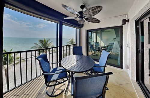 Mid Island Condo | Seaside 401