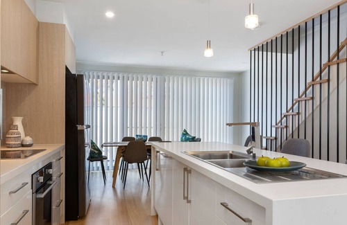 Apollo Bay Apartment | SEASIDE APARTMENT 5 - New listing 2021