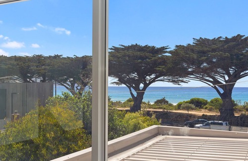 Apollo Bay Apartment | SEASIDE APARTMENT 5 - New listing 2021
