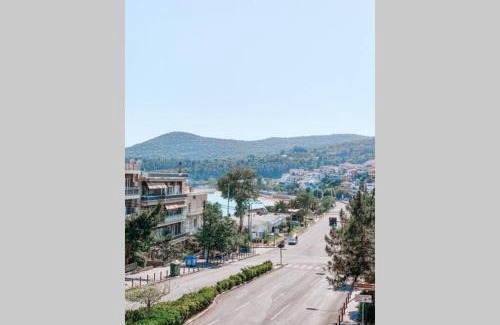 Kavala Apartment | Seaside Apartment in Kalamitsa Area