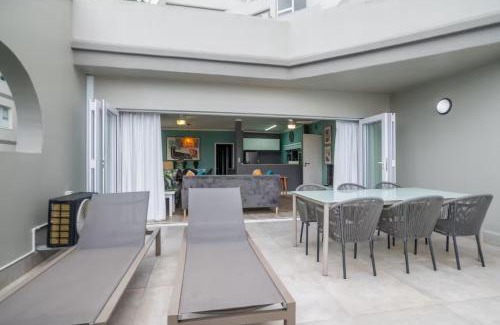Umdloti Apartment | Seaside Apartment Perna Perna Umdloti by First Private Stays