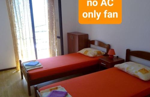 Prcanj Apartment | Seaside apartments and rooms