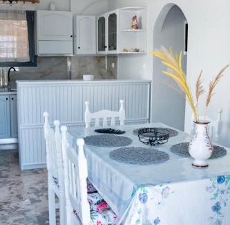 Emporios Apartment | Seaside Apartments