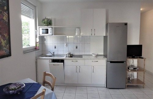 Mandre Apartment | Seaside Bliss in Mandre