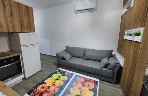 Golem Apartment | Seaside Bliss in Qerret Beach