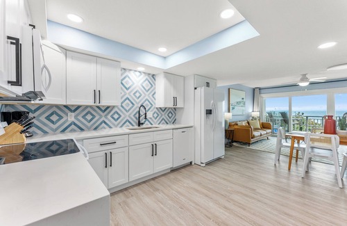Satellite Beach Condo | Seaside Bliss: Renovated Oceanfront Condo, Family & Pet Friendly 🏝️🐾