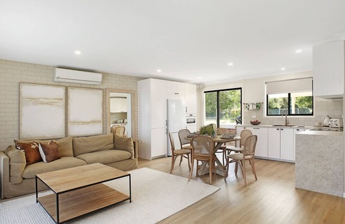 Callala Bay House | Seaside Breeze - 150m to waters of Jervis Bay!