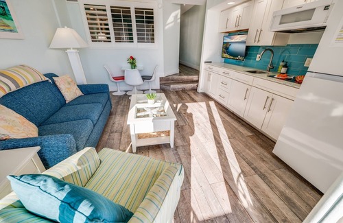 Windy Hill Condo | Seaside condo w/pools & beach access