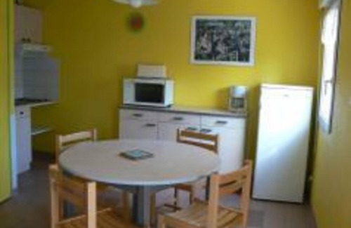 Omonville-la-Rogue Cottage | Seaside Cottage: Cozy 2BR, Terrace, BBQ, Near Beach, Pet-Friendly
