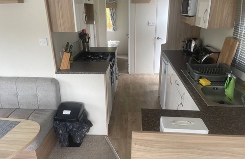 Aberystwyth Cabin | Seaside Escape 2 Bed Caravan in Clarach Bay