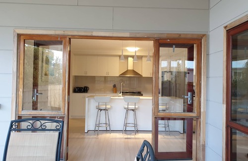 Dunsborough House | Seaside escape, pet friendly, close to beach, suites families or couples