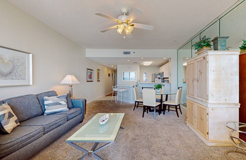 Destin Condo | Seaside escape with water view, balcony, pool, pool spa & gym access