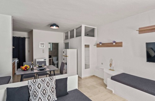 Kokkini Chani House | Seaside Gem near Heraklion, Villa Maro III Getaway