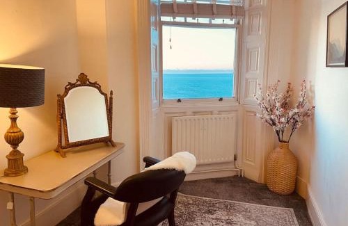 Kemptown Apartment | Seaside Getaway