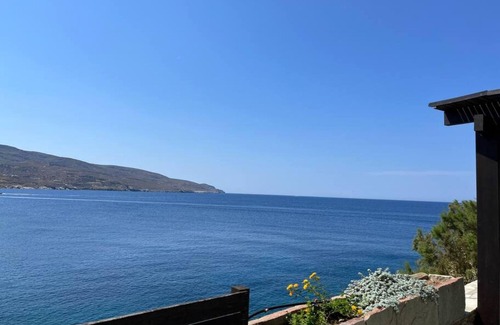 Koundouros House | Seaside Holiday Home