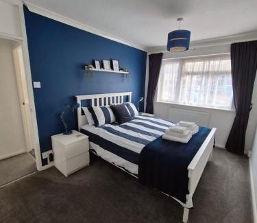 Broadstairs House | Seaside House Broadstairs by the Beach with Parking