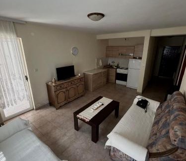 Zeljeznica Apartment | Seaside Ilino