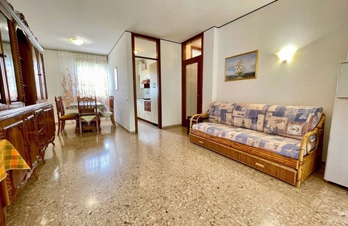Porto Santa Margherita Villa | Seaside villa surrounded by a garden
