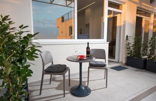 Podstrana Apartment | Seaside Luxury Suites