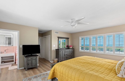 Longboat Key House | Seaside Paradise: House on Longboat Key by RVA