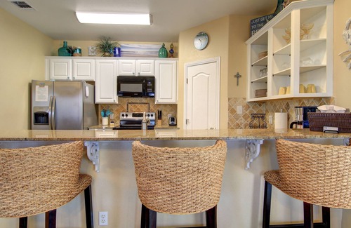 Sand Point House | Seaside Paradise – Upstairs Unit 3BR/2BA – Great deck! Close to beach and pool.