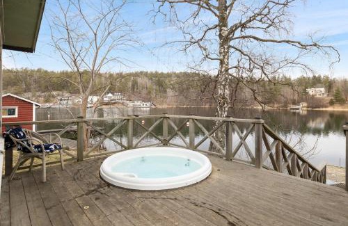 Saltsjo Boo Villa | Seaside plot Stockholm archipelago