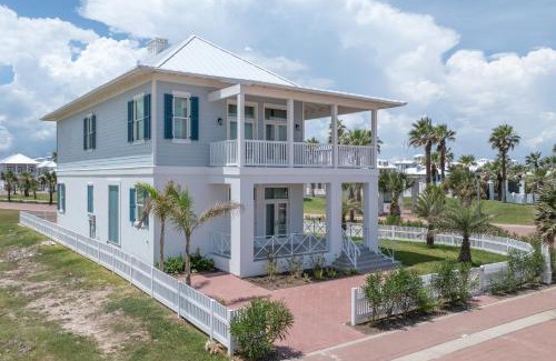 The Shores House | Seaside Rendezvous - Private home across from community park home
