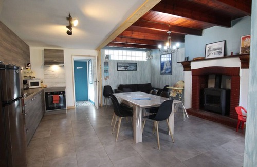 Bretteville-sur-Ay House | Seaside rental 5 minutes from the beach!