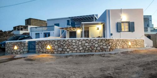 Kimolos Apartment | Seaside Residence Kiki Prassa,Kimolos