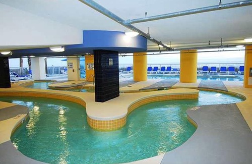 Crescent Beach Apartment | Seaside Resort 1403