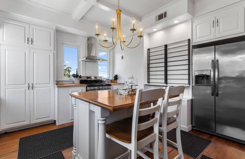 Pass Christian Condo | Seaside Retreat: Spacious 3,000sq ft condo near beach, dining, and shopping.