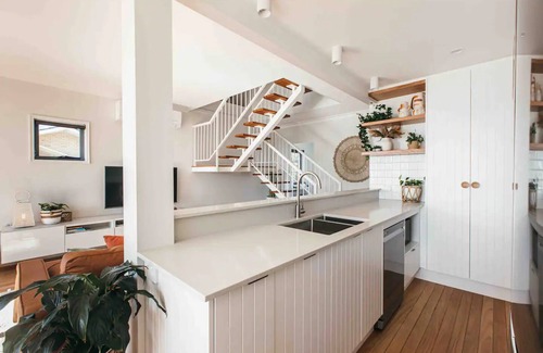 Wamberal House | Seaside retreat Wamberal renovated 2023n