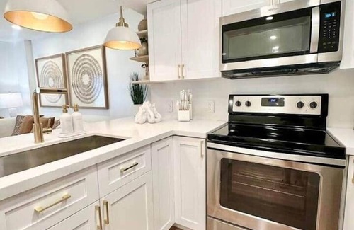 Monroe County Apartment | Seaside Serenity Brand New Remodeled 2/2