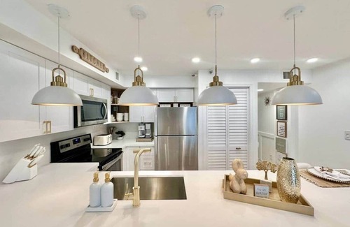 Monroe County Apartment | Seaside Serenity Brand New Remodeled 2/2