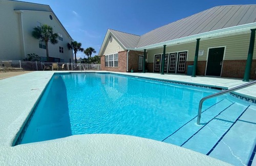 Indian Bayou Apartment | Seaside Serenity Near Beach with Pool, Gym, Balcony
