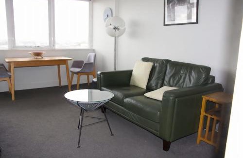 Maroubra Apartment | Seaside Serenity Stunning Beach Views in Maroubra