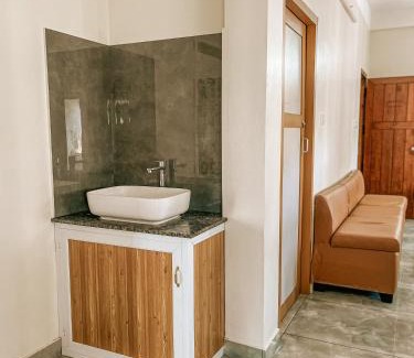 Kozhikode Apartment | Seaside Solace