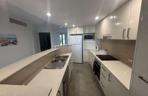 Kings Beach Apartment | Seaside Sovereign Retreat